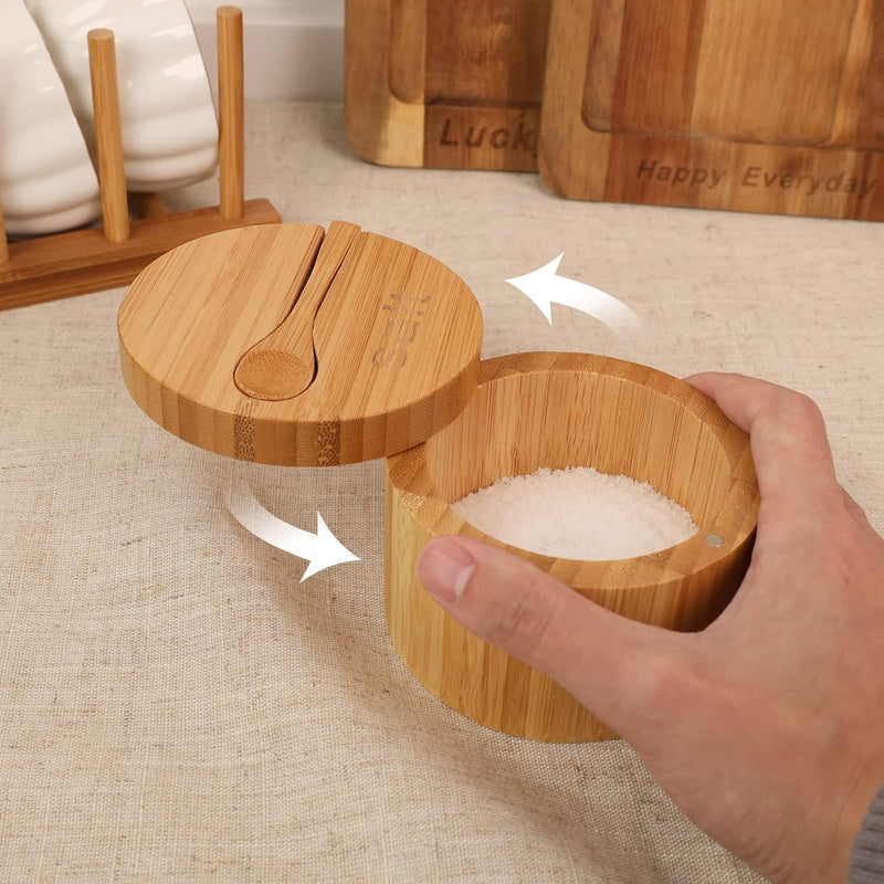 HTB Adega de sal de bambu com mini colher, caixa de sal de cozinha com tampa de fecho magnético giratório, recipiente redondo de sal para armazenamento pimenta tempero banho sal marinho
